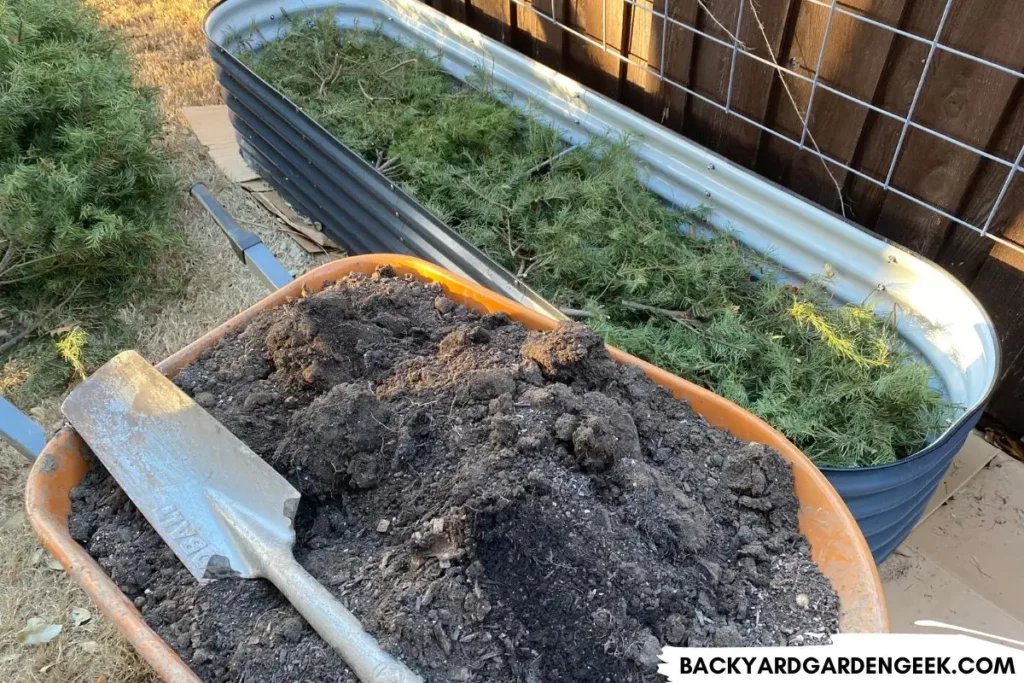 Gap Between Raised Garden Bed and Fence